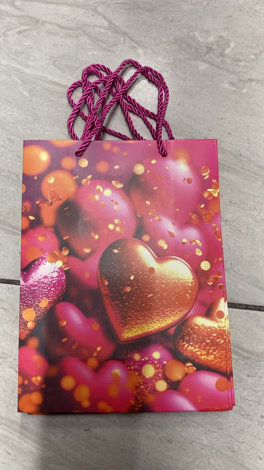 BOLSA DE REGALO 18X24 CORAZON GRAVADO